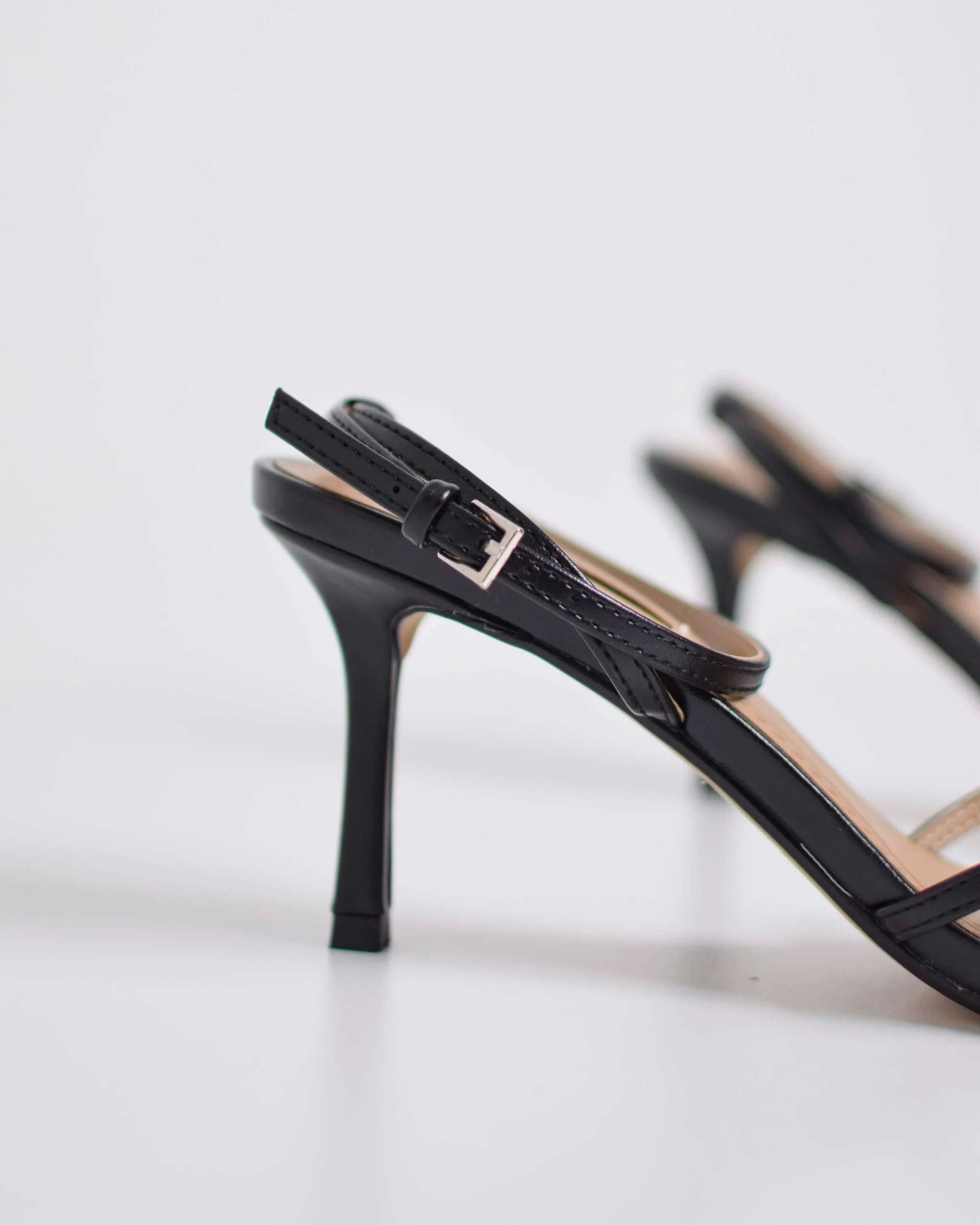 Sandalo Con Tacco E Cinturini - immagine 6
