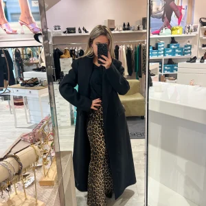 Cappotto lungo doppio bottone nero- V_AP169N