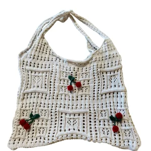 Borsa mare crochet applicazione ciliegie