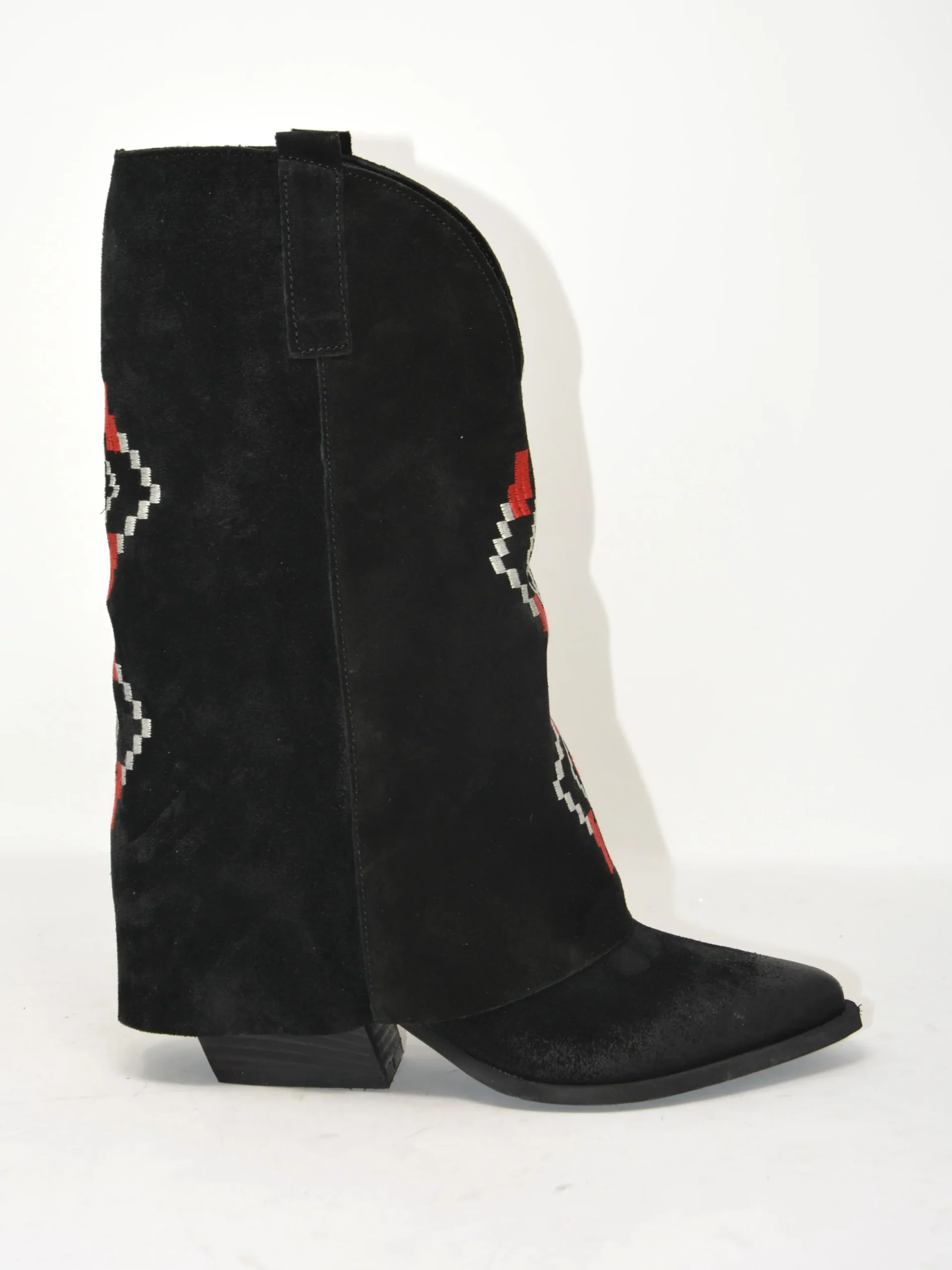 Texani con risvolto e ricamo nero -VMD025