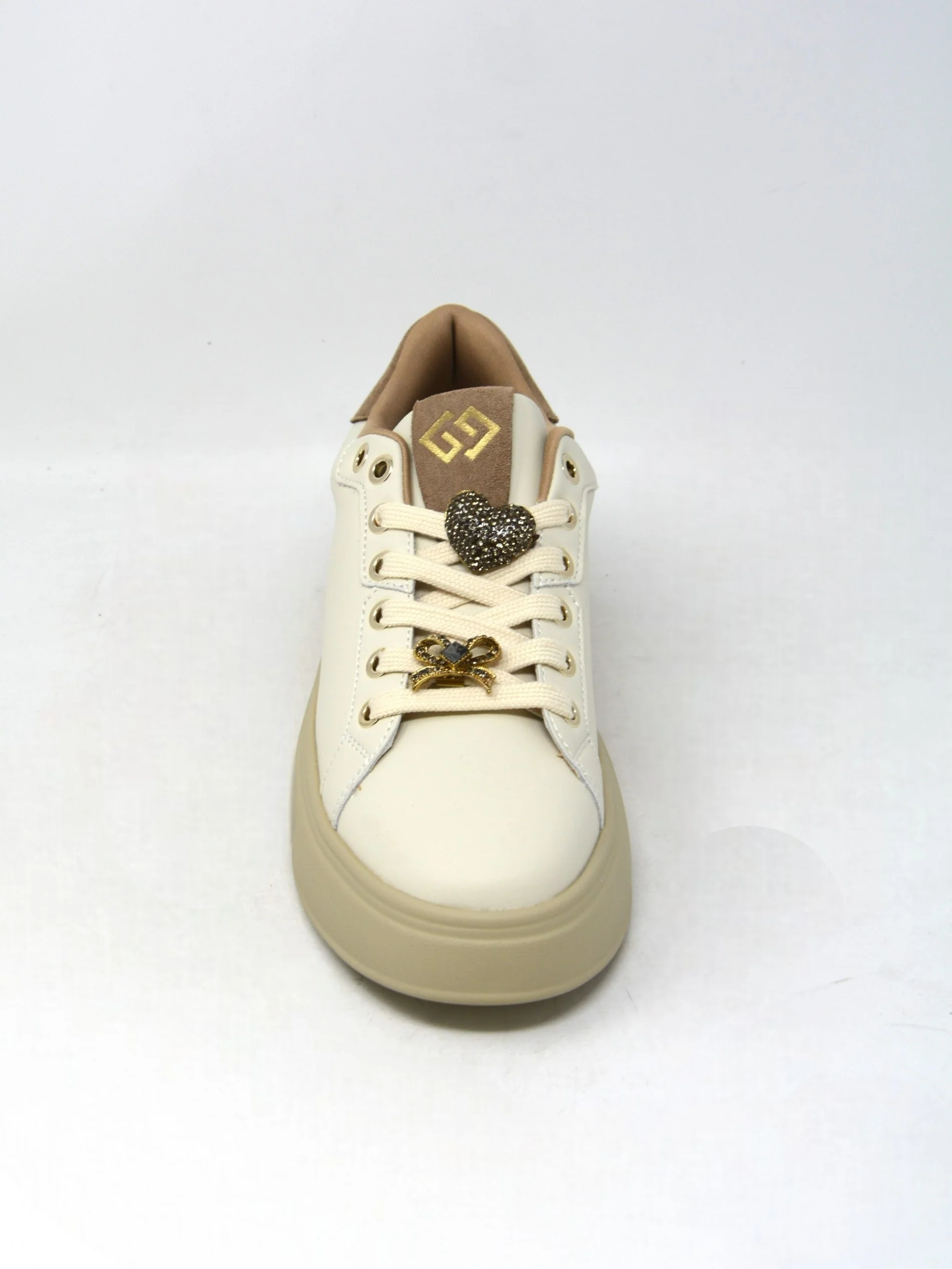 Sneaker fondo alto con accessori -GB971 - immagine 3