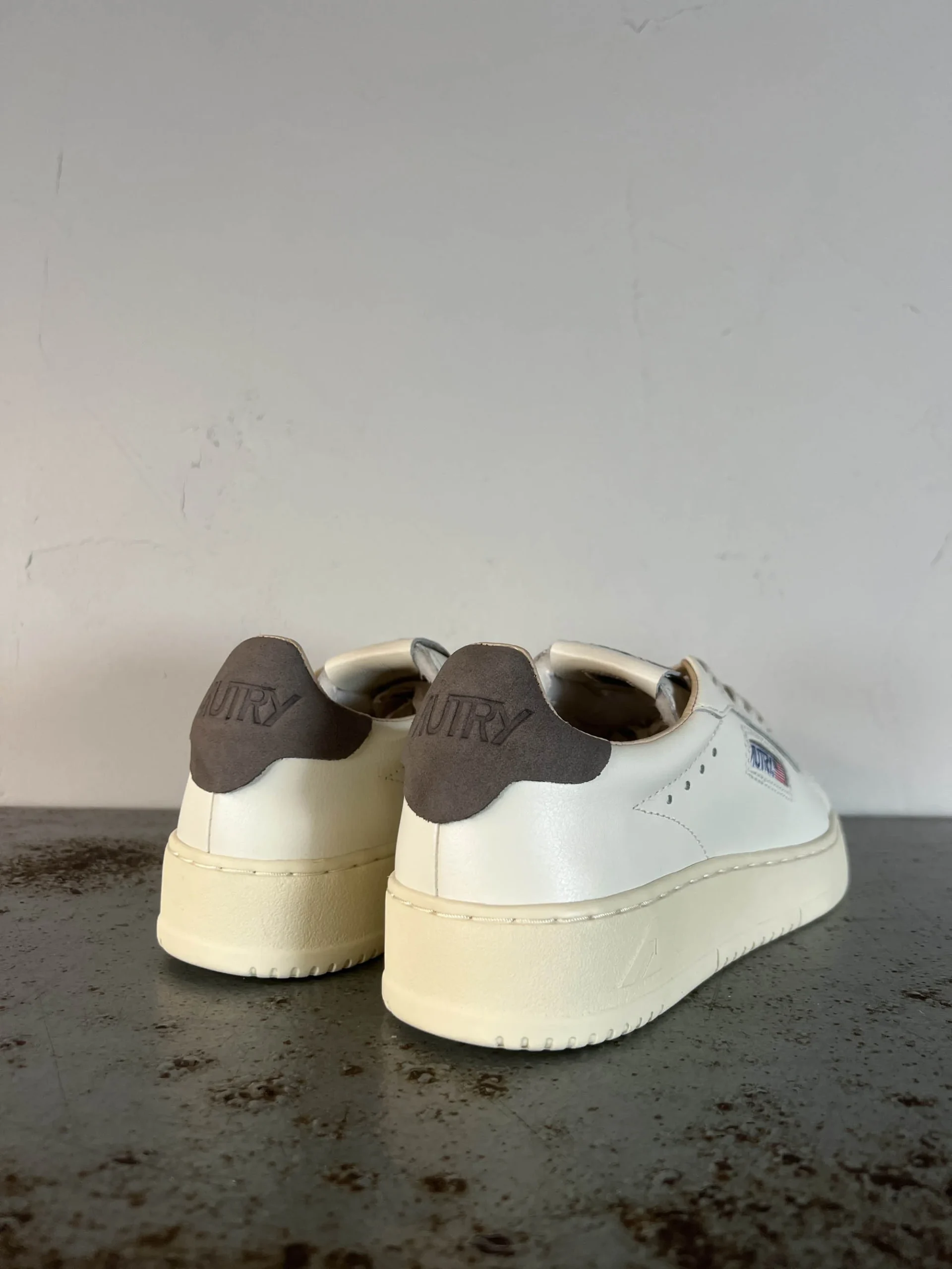 Autry Sneakers Dallas Uomo ADLM MR16 white morel - immagine 4