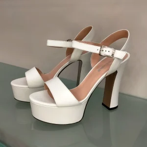 Sandali LONIGRO con plateau in pelle bianca