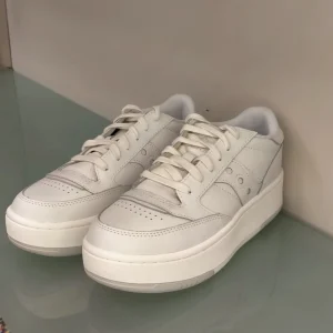 Sneakers SAUCONY in pelle bianca