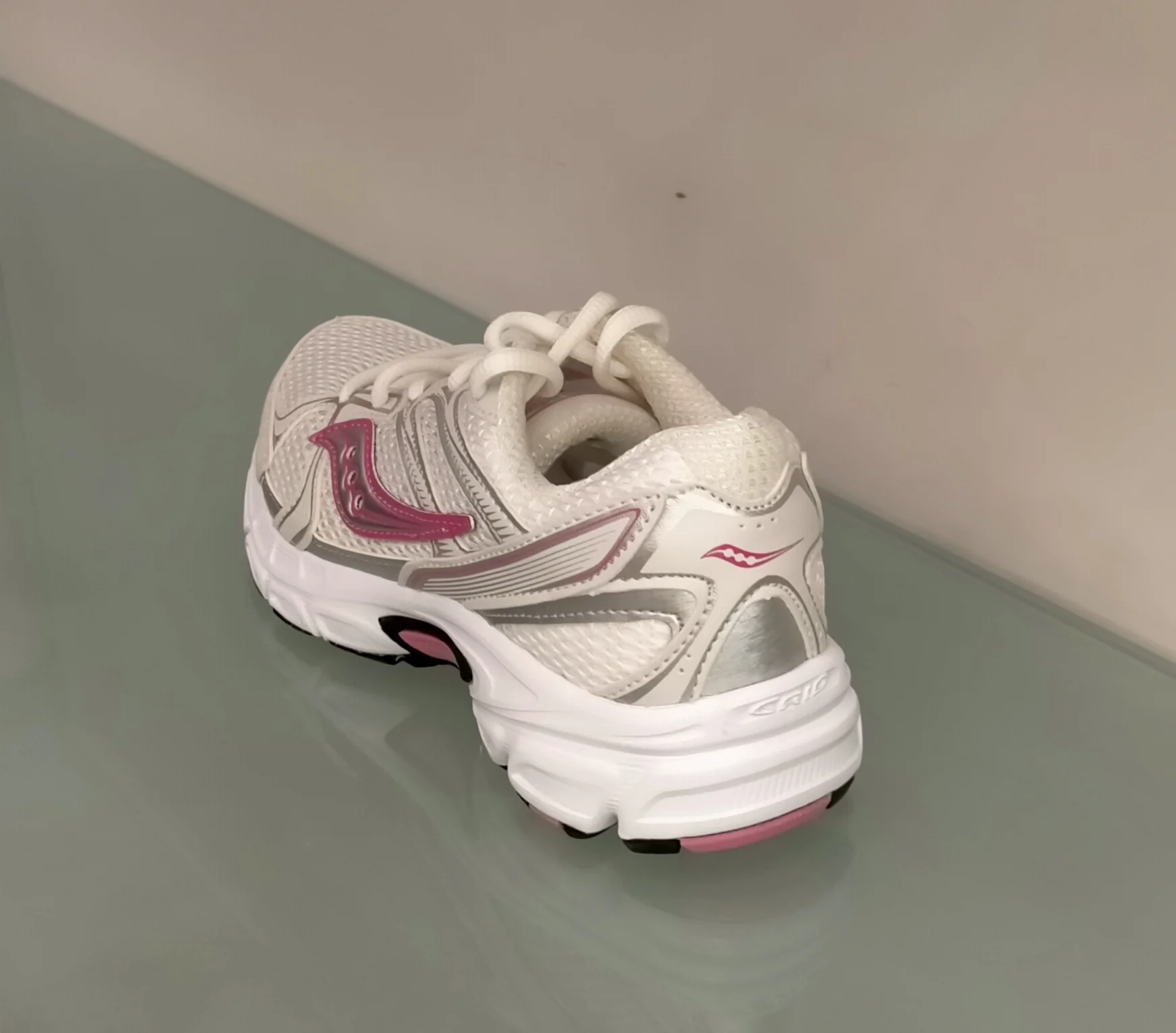 Sneakers SAUCONY rete bianca con riporti argento/rosa - immagine 4