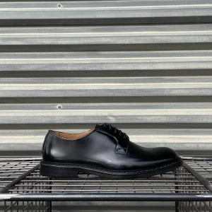 Doucal's scarpa stringata in pelle nera DU1385