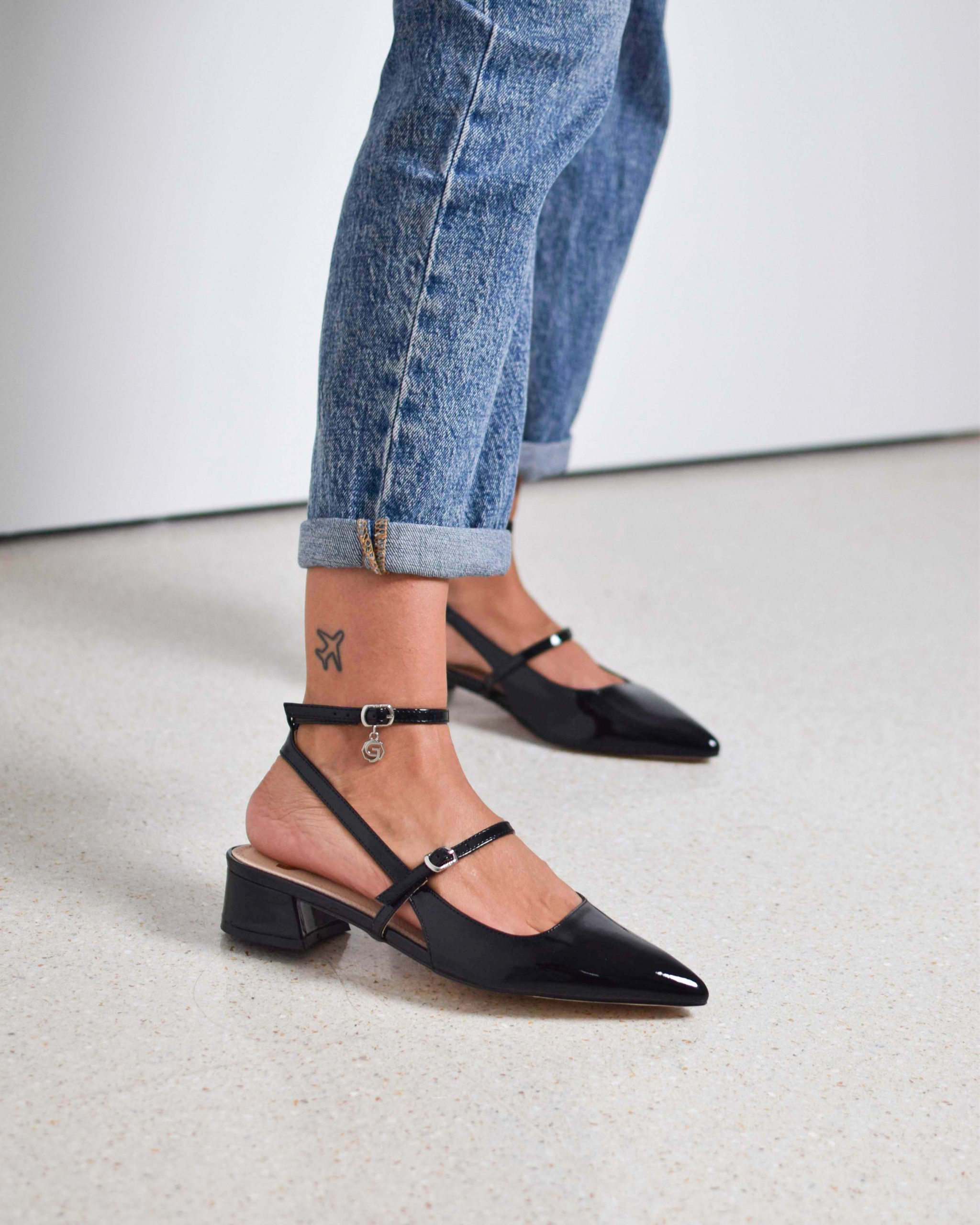 Ballerina con tacco e cinturini - immagine 6