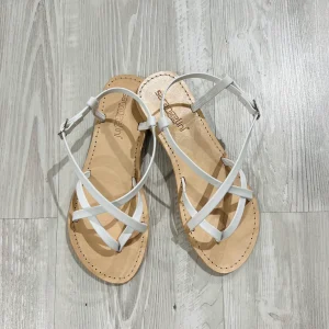 Sandali infradito in nappa bianca-103BI